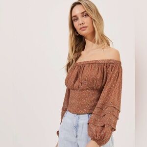 ASTR The Label Off The Shoulder Crop Volume Sleeve Brown Ditsy Floral Blouse